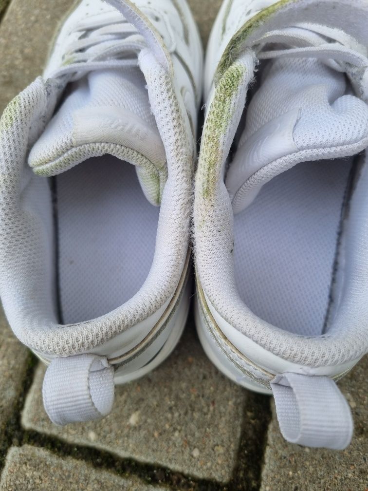 Buty dziecięce Nike 29,5 białe