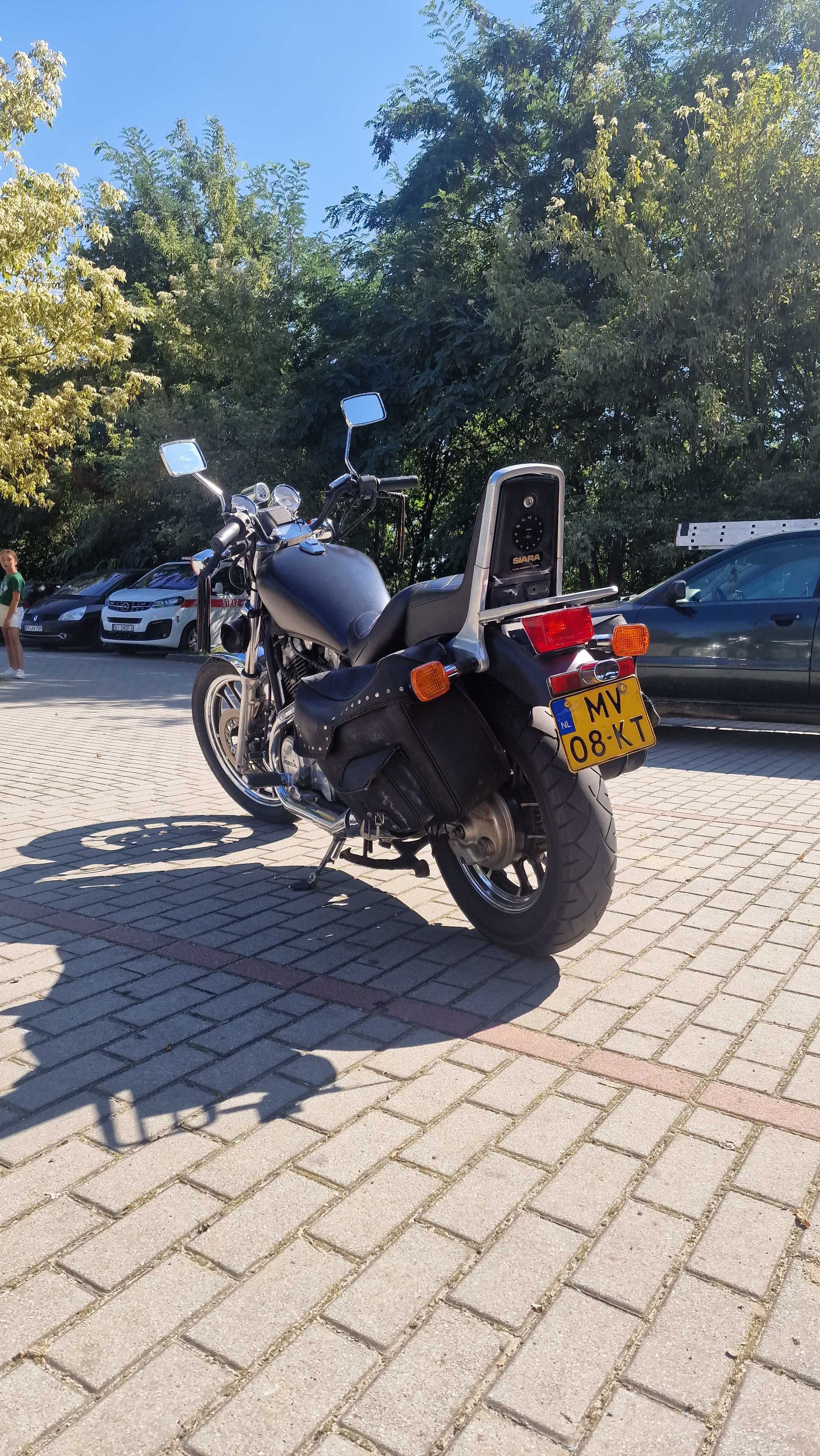 Honda shadow VT 700 C