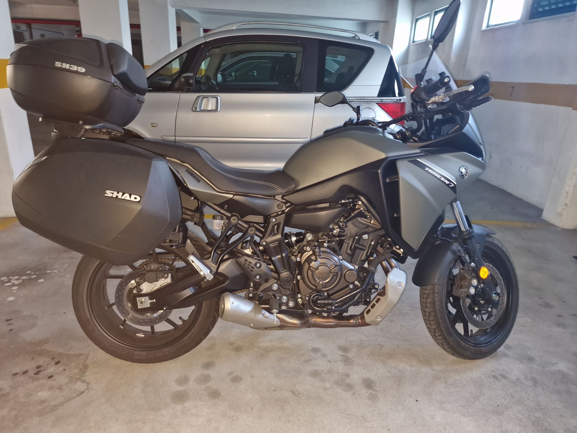 Yamaha Tracer 7 como nova