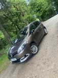 Renault Scenic z 2015 roku w wersji Limited. Silnik 1.2 TCe