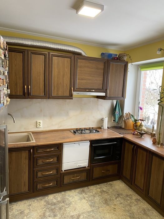 Продаж будинку у с.Підгороднє.