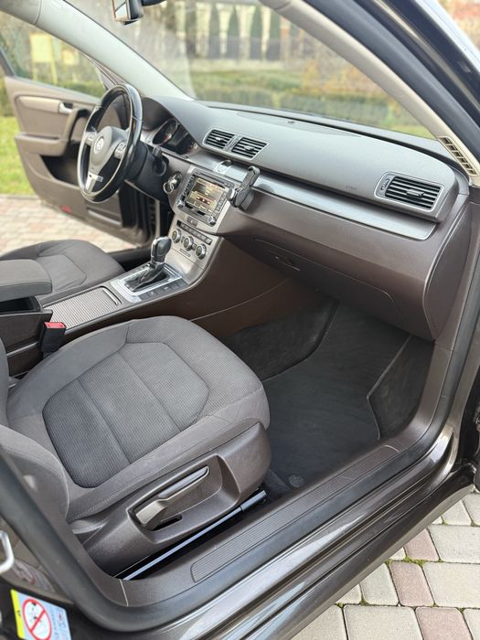 Volkswagen Passat B7 2012 2.0 TDI
