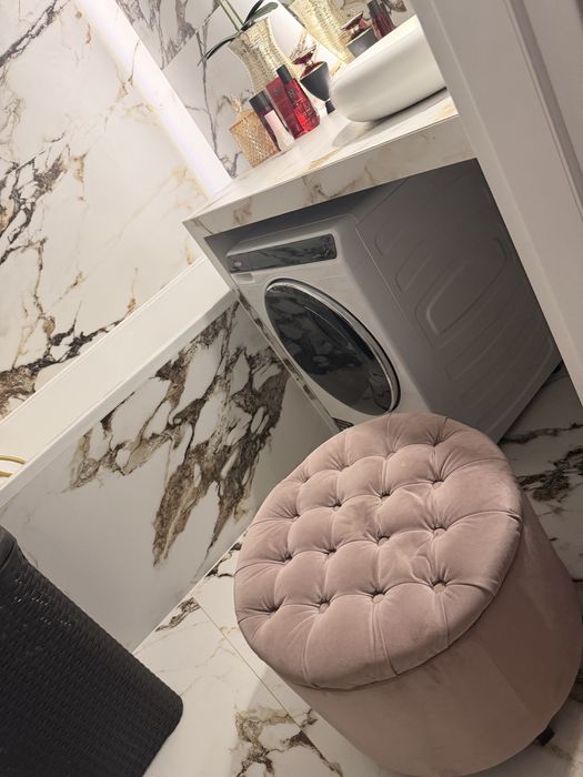 Pufa chesterfield pudrowy roz