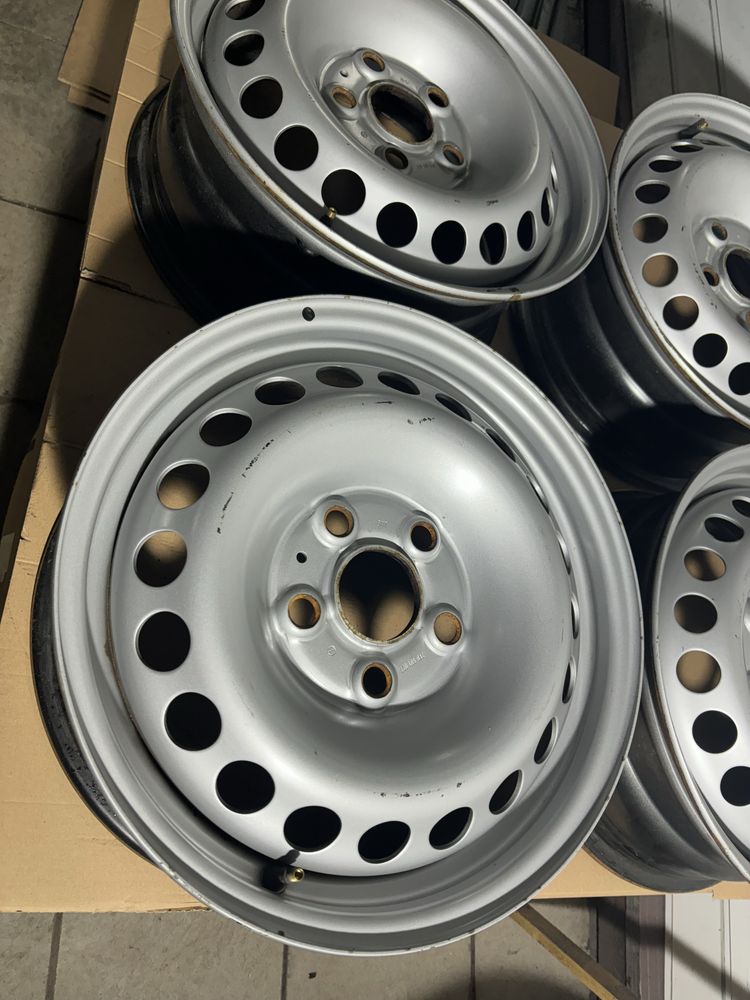 FS29 Felgi stalowe 16” 5x120 Vw Transporter T5 T6