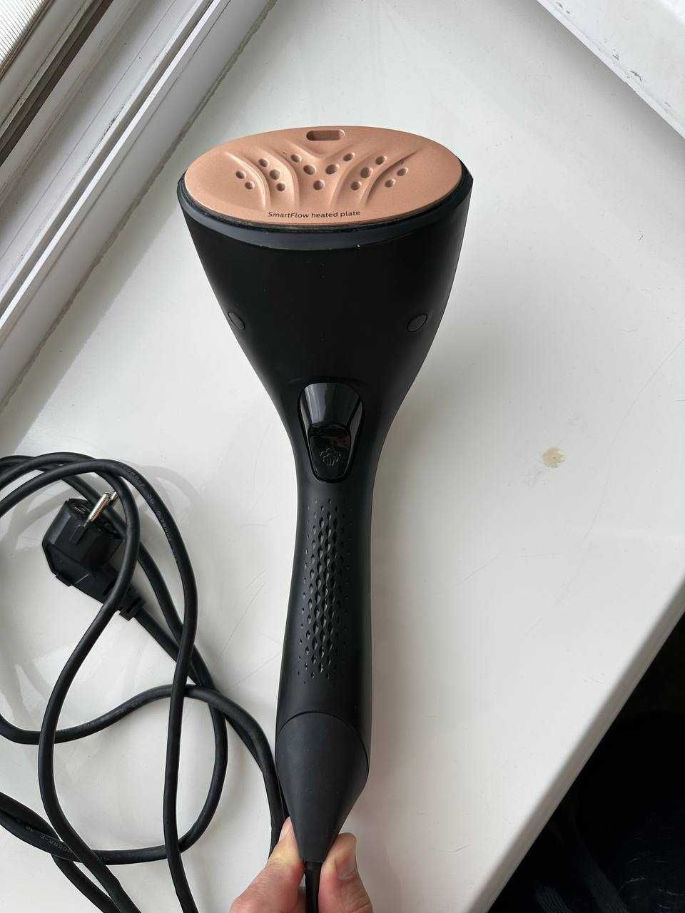 Отпариватель для одежды Philips Steam&Go GC362/80 1300 Вт