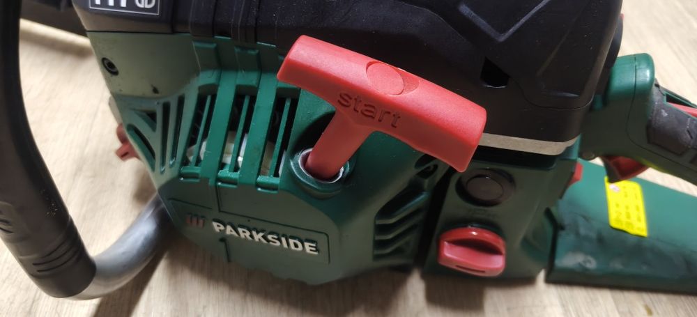 Motosserra Parkside gasolina 53cm3