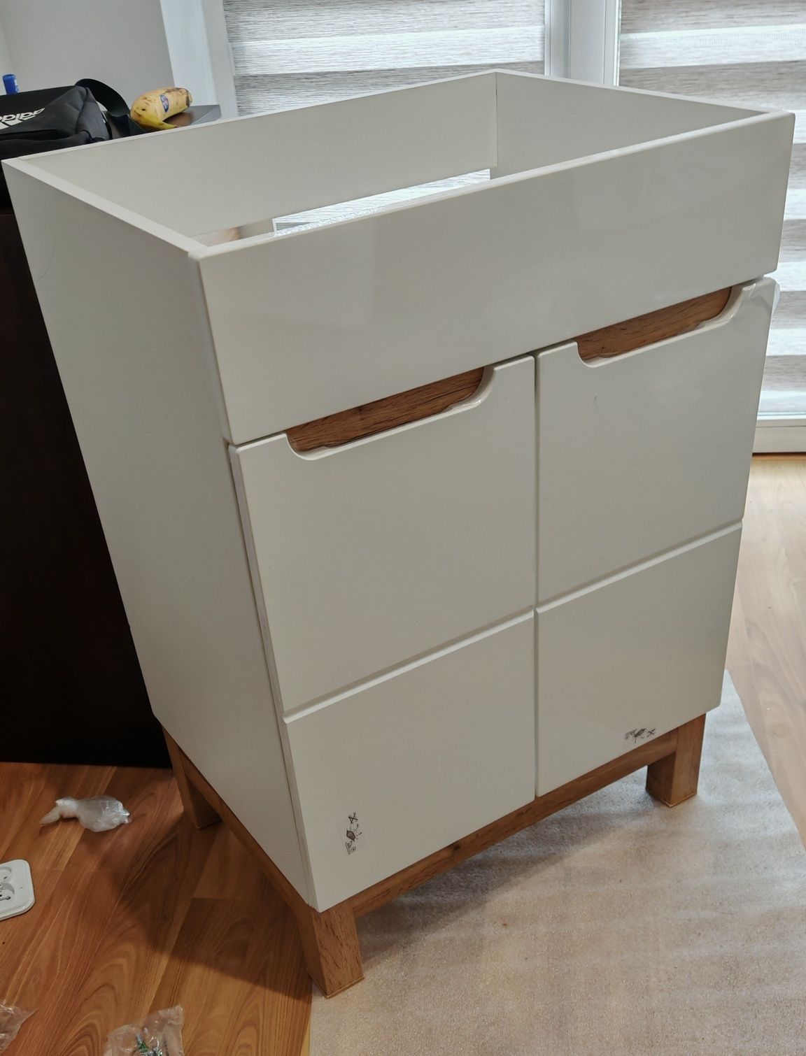 Szafka pod umywalkę 60 cm