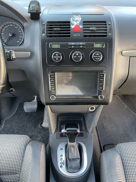 Volkwagen Touran 2.0 TDI АКП 2004р