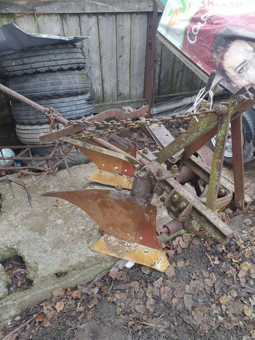 Плуг двох корпусний на МТЗ