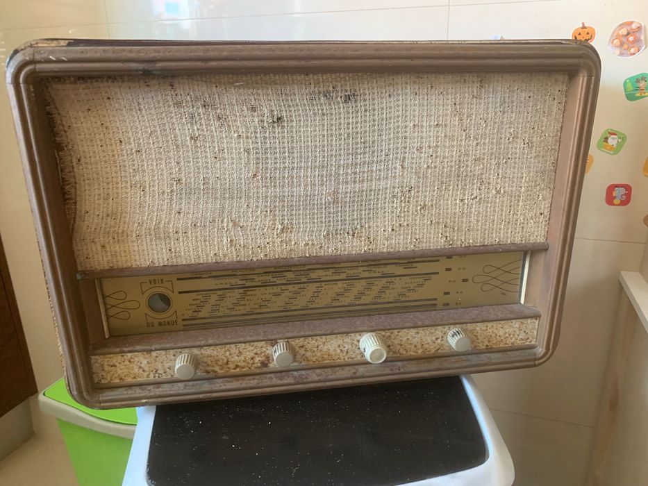 Rádio antigo sem Fm