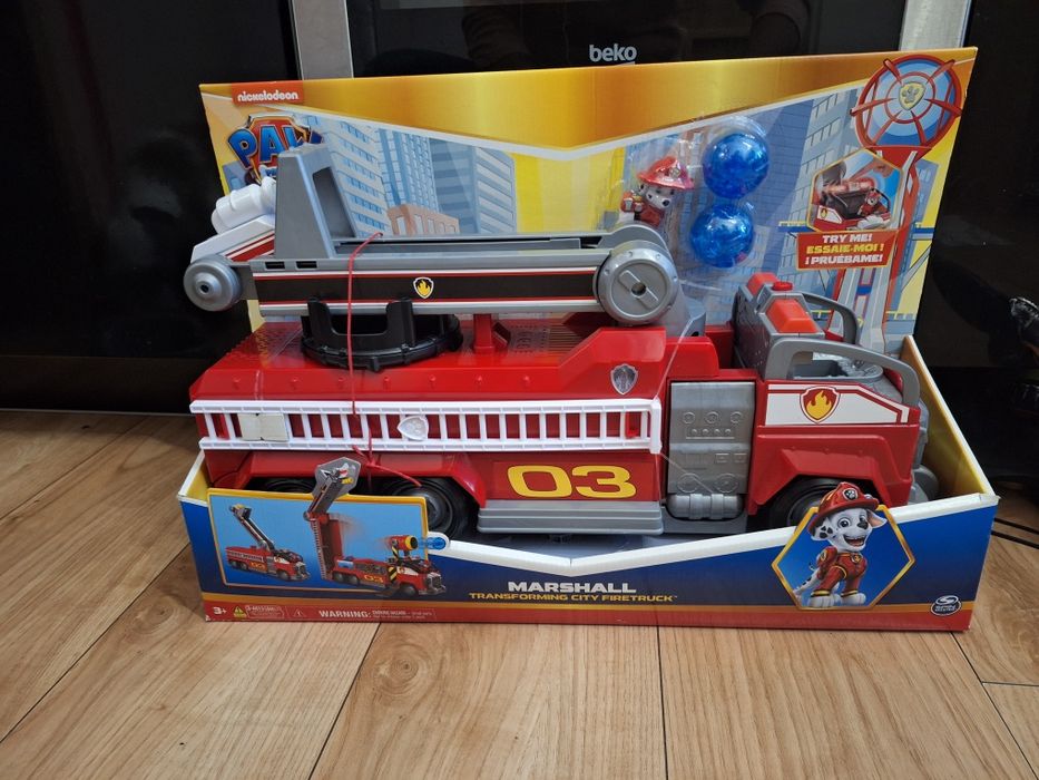 Duży woz strażacki Psi patrol Marshall nowy