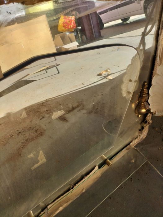 Espelho de casa de banho com iluminação