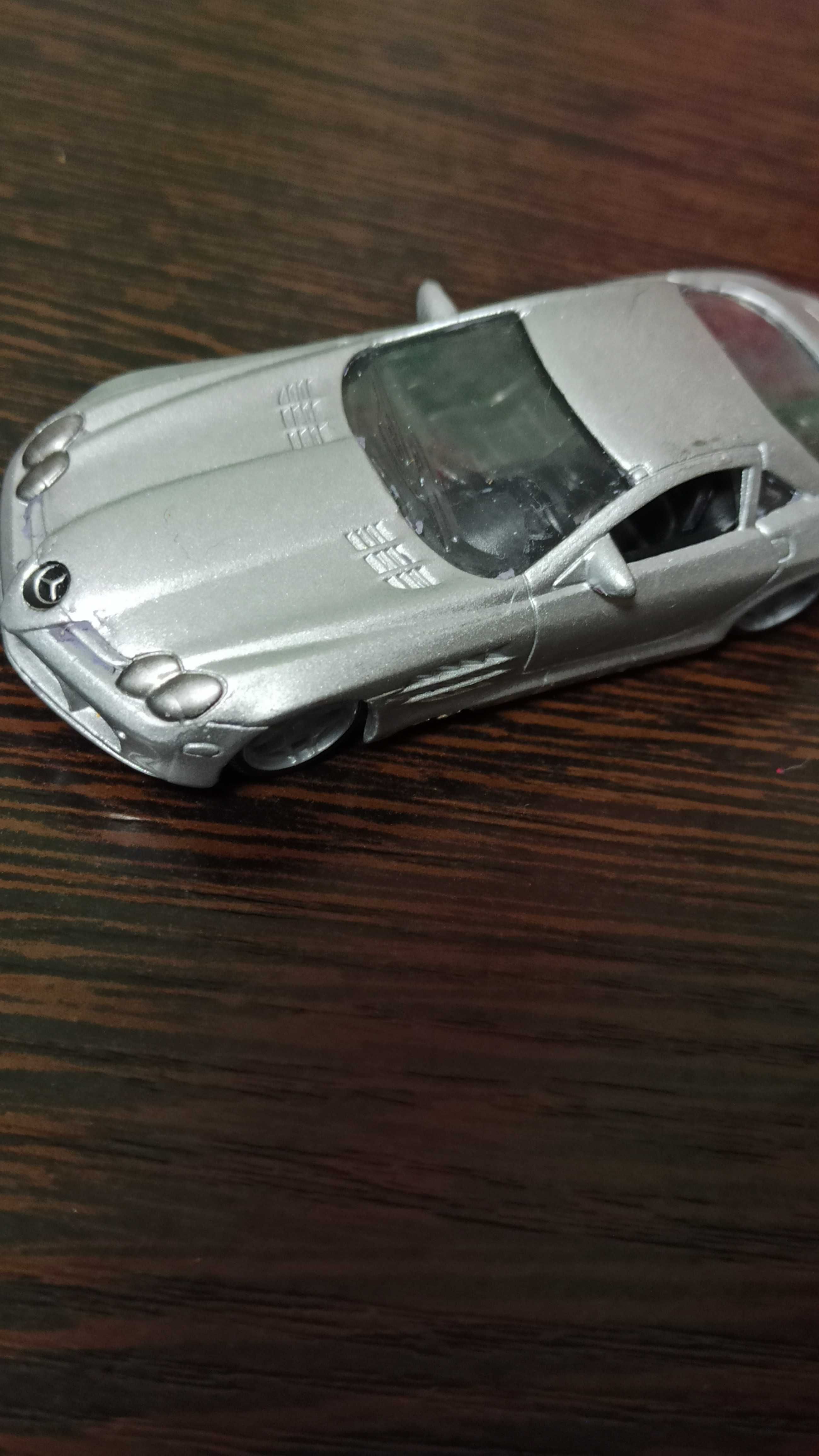 Silver Maisto special edition 1992 Jaguar xj220 1:40