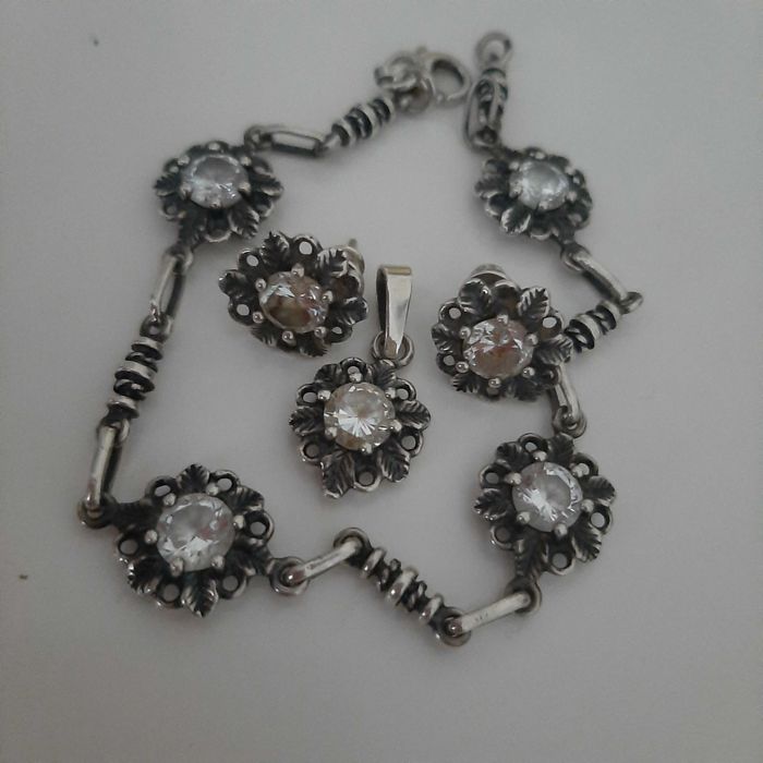 Piękny stary srebrny komplet