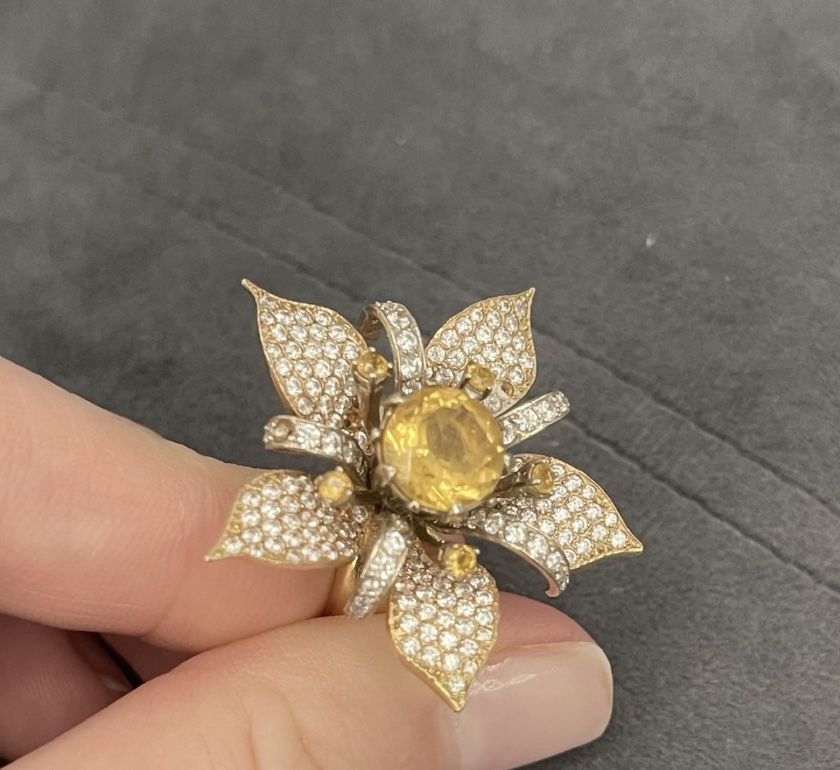 Кольцо цветок золотое 16,5 размер
