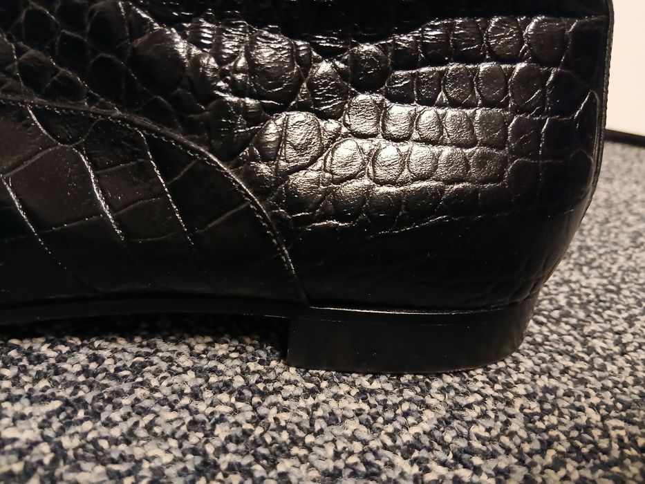 Жіночі ботінки ( натуральна лакована шкіра)