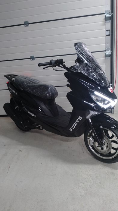 Скутер FORTE TIGER 150куб