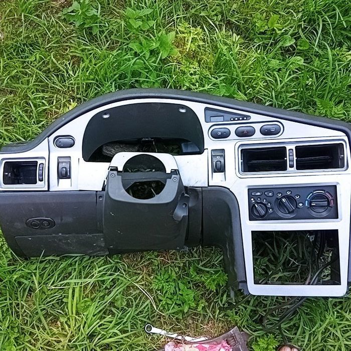 Део нексия Daewoo nexia торпедо панель н150 н100