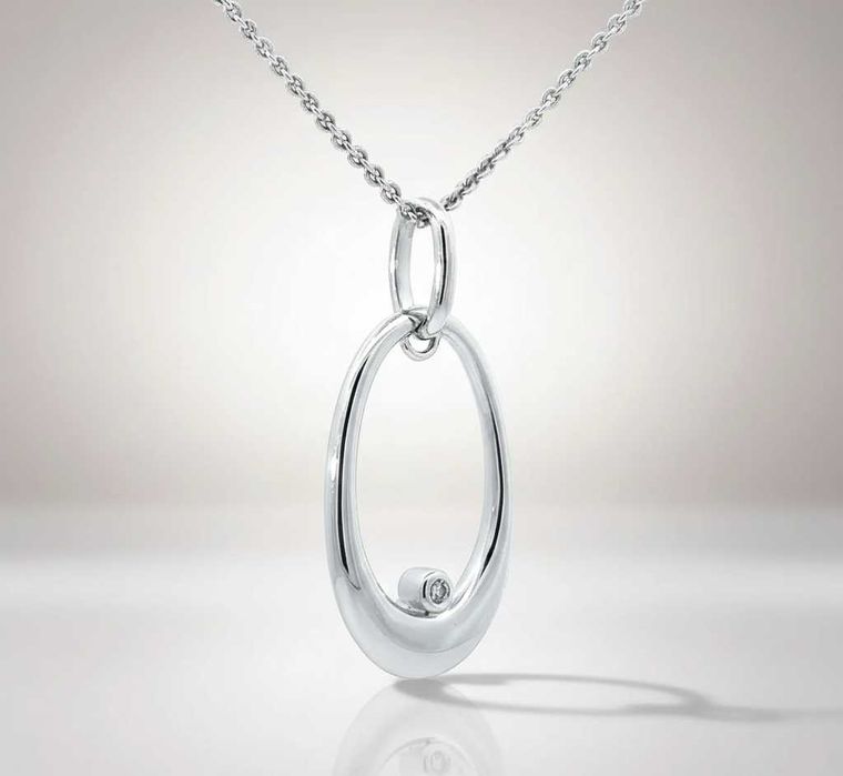 Naszyjnik Elle Jewellery  z owalną zawieszką i rubinem, palladowany