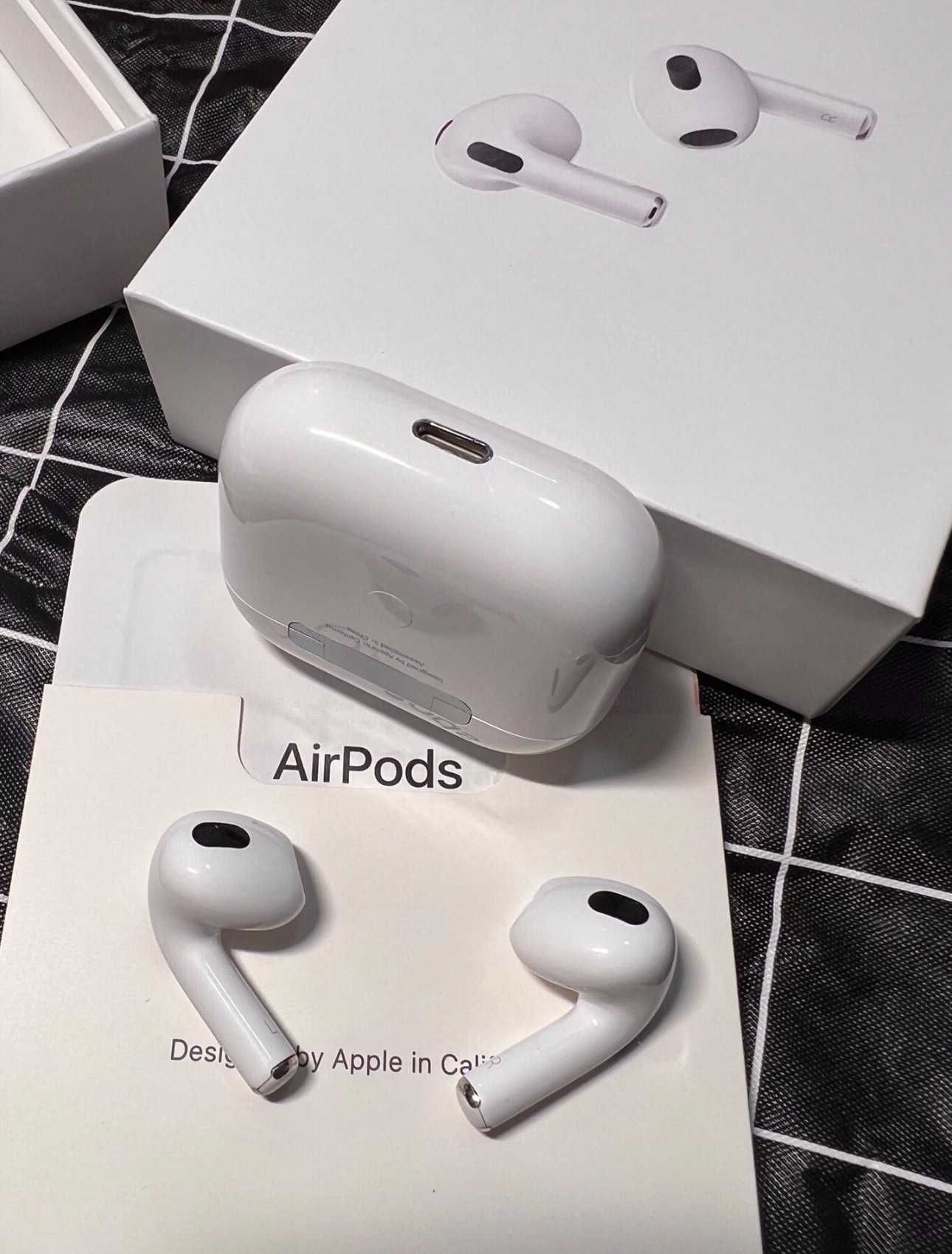 SPRZEDAM AirPods Apple