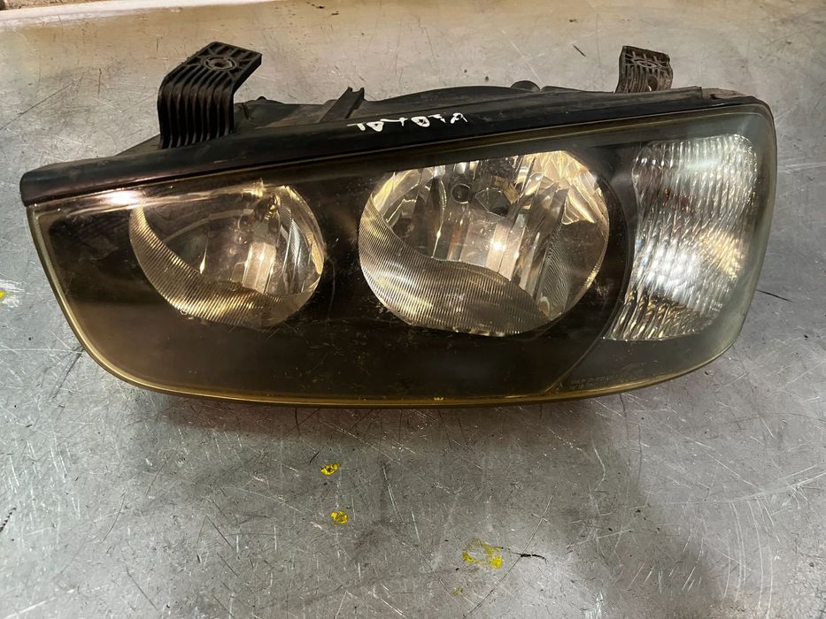 ÓTICA / FAROL HYUNDAI ELANTRA III 00-06 - ESQUERDO