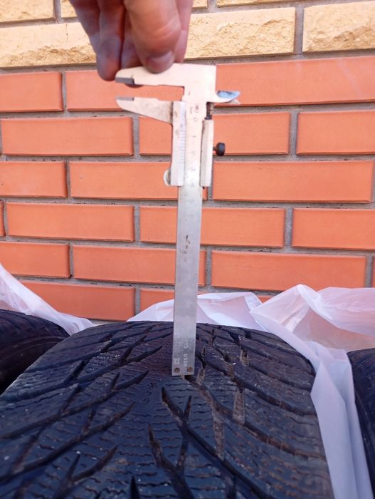 Зимнi шин 245 45 19