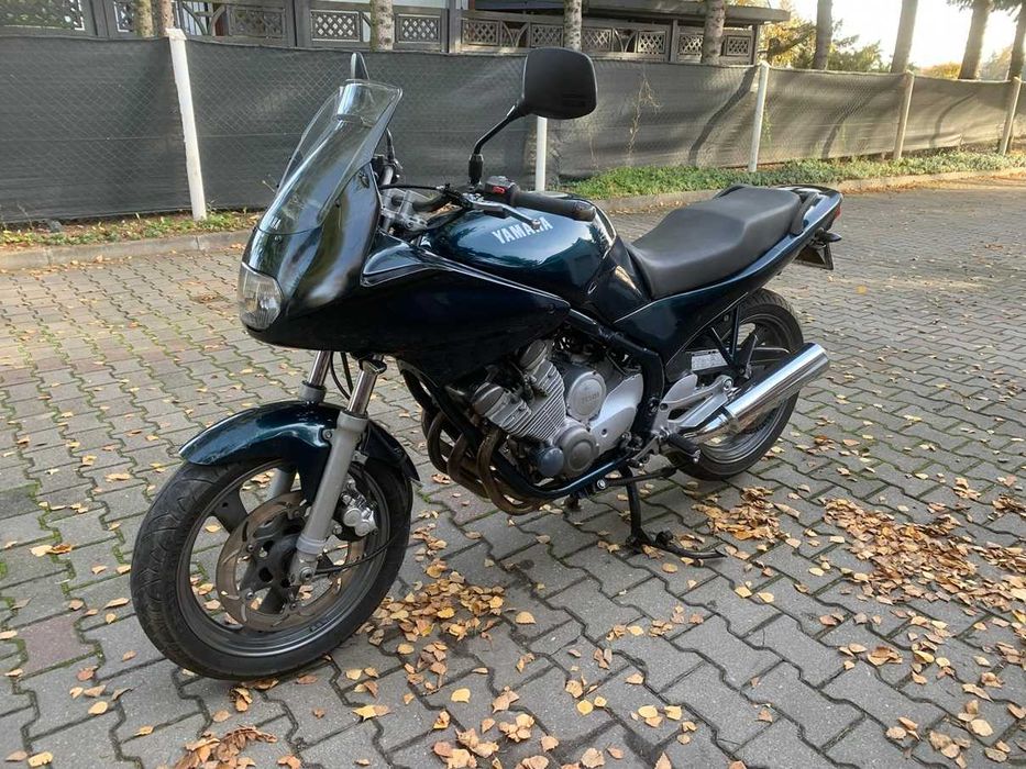 Motocykl Yamaha XJ600