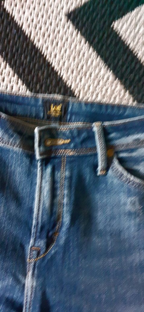 Lee spodnie jeans z przetarciami