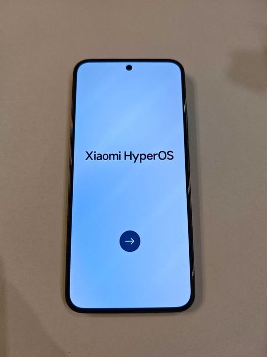 Flagowy Xiaomi 13, czarny, 8GB/256GB, Snapdragon 8 Gen 2