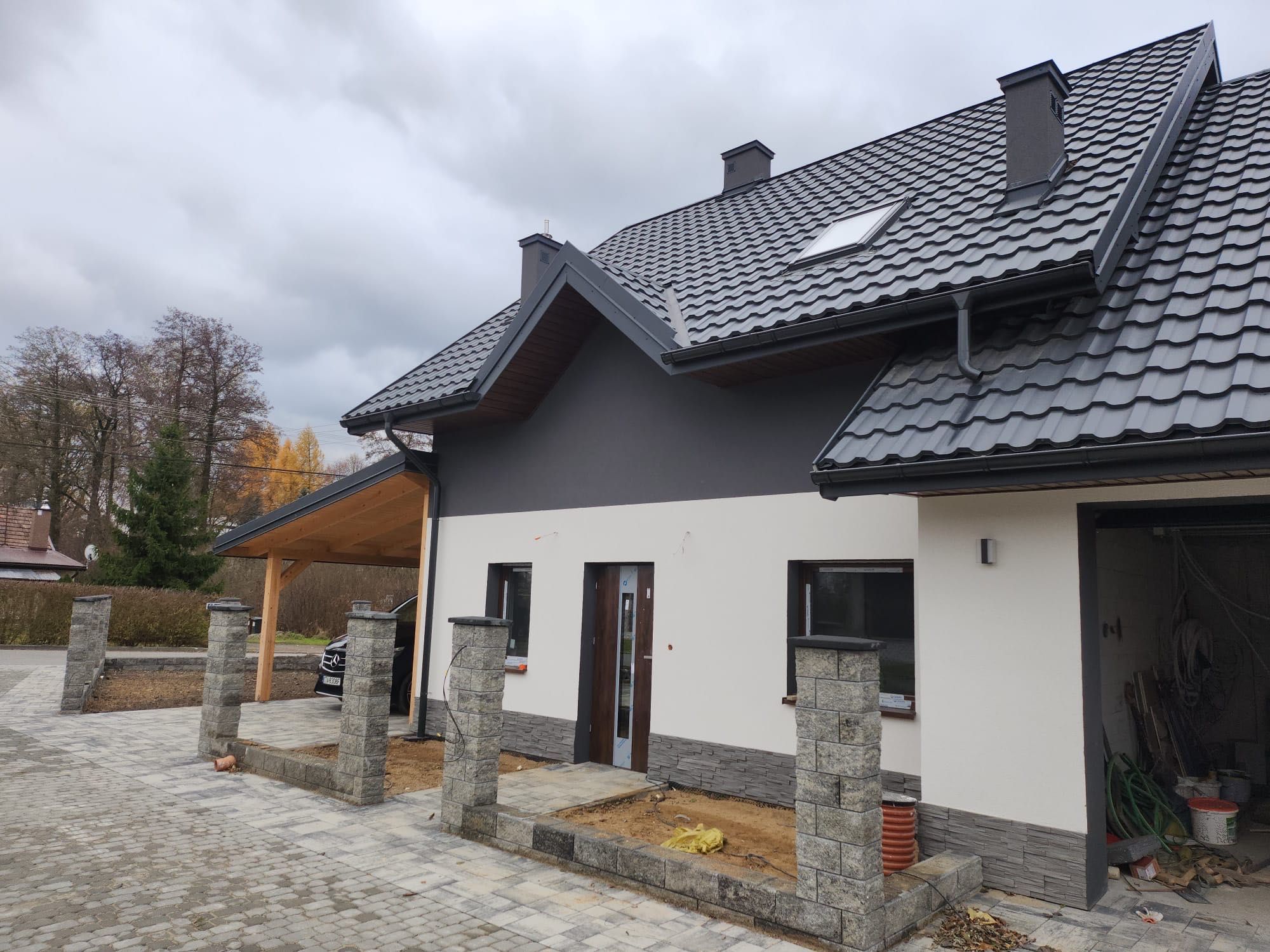 Nieruchomości w zabudowie bliźniaczej i pojedynczej na sprzedaż