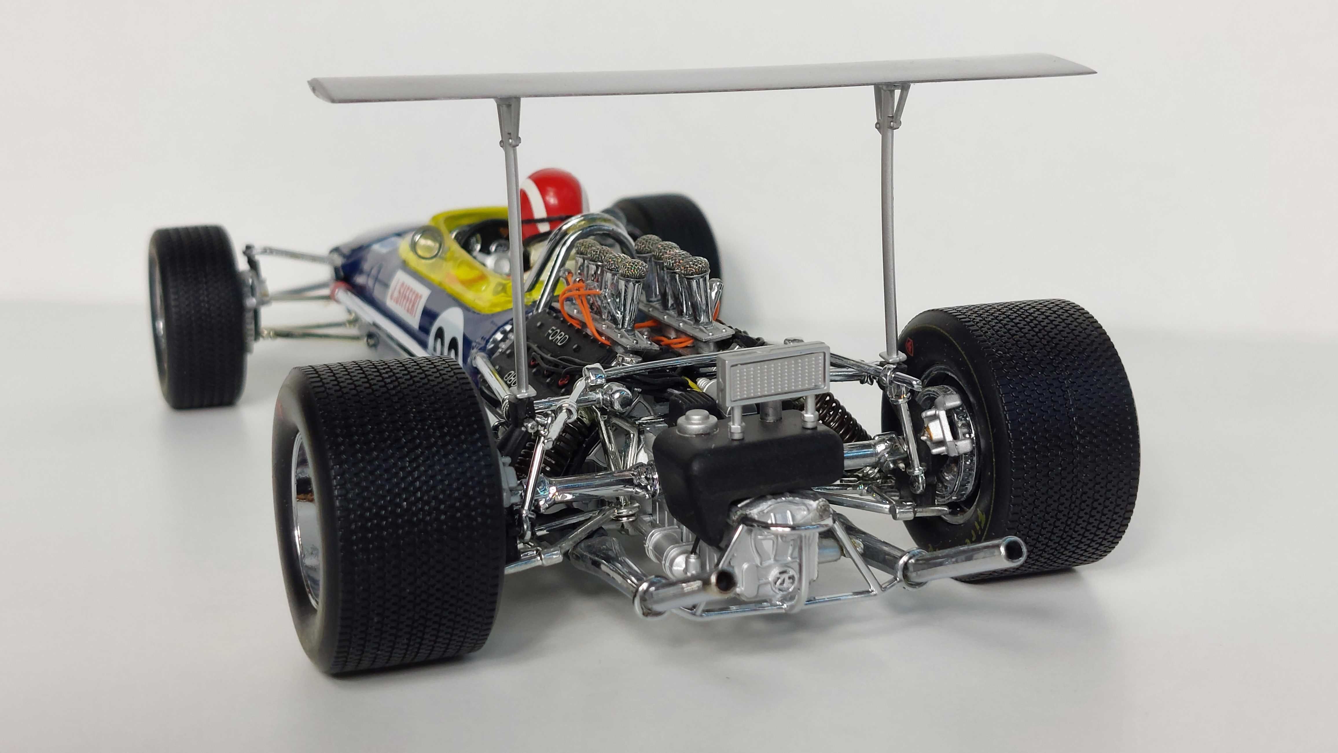 Lotus Ford 49B British GP 1968 Exoto 1:18