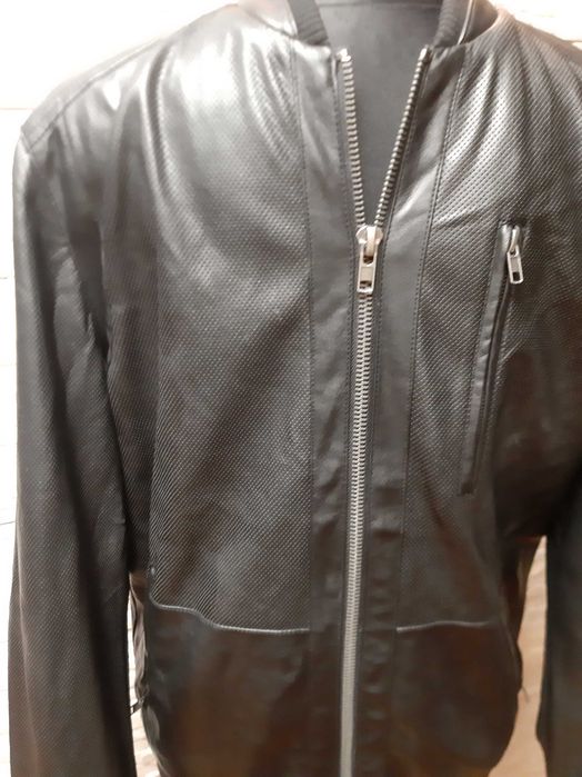 ?Kurtka bomberka Guess L/XL eko skóra