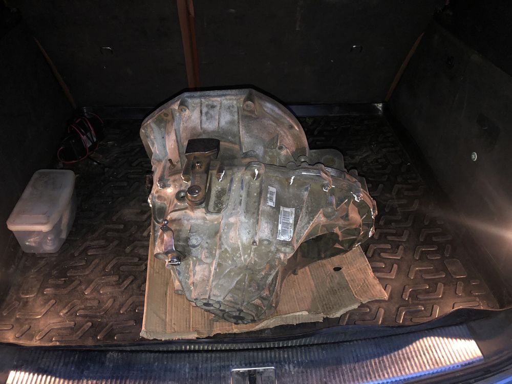 Коробка  передач КПП renault  trafic  2.0, vivaro