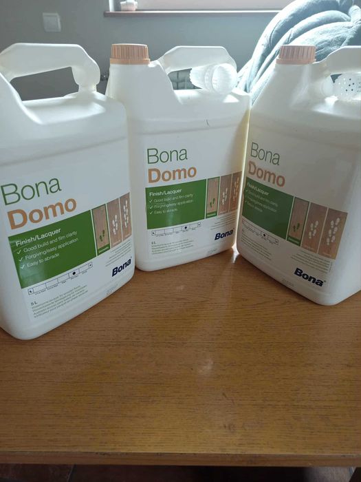 Lakier nawierzchniowy Bona Domo