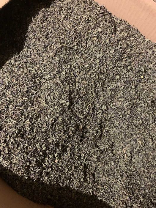 Свежая зелень - Укроп Петрушка оптом; Сушенный Базилик.