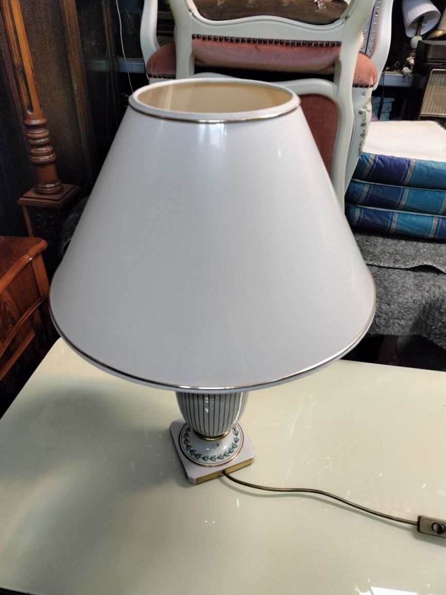 Lampa porcelanowa stołowa antyczna