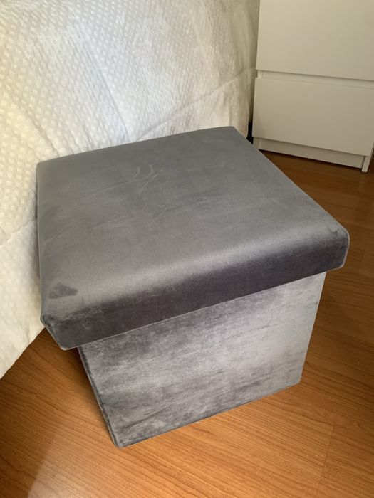 Puff c/ Arrumação - Cinza Escuro (Veludo)