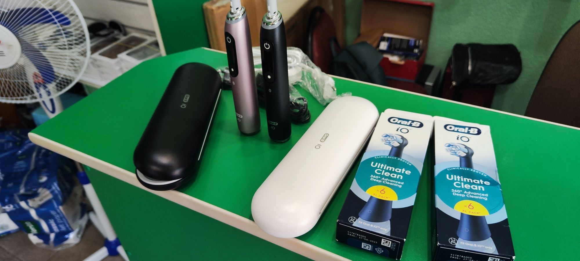 Електрична зубна щітка Oral-B IO 9