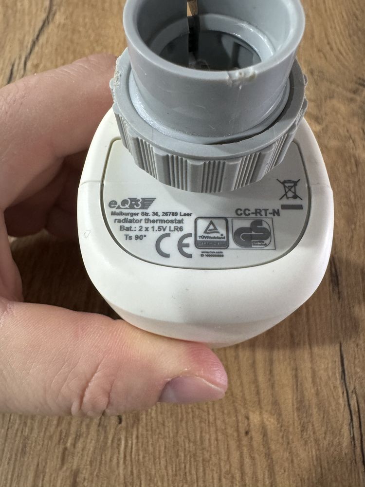 Termostat elektroniczny do grzejnika