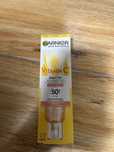 Garnier Vitamin C - fluid rozświetlający SPF50+