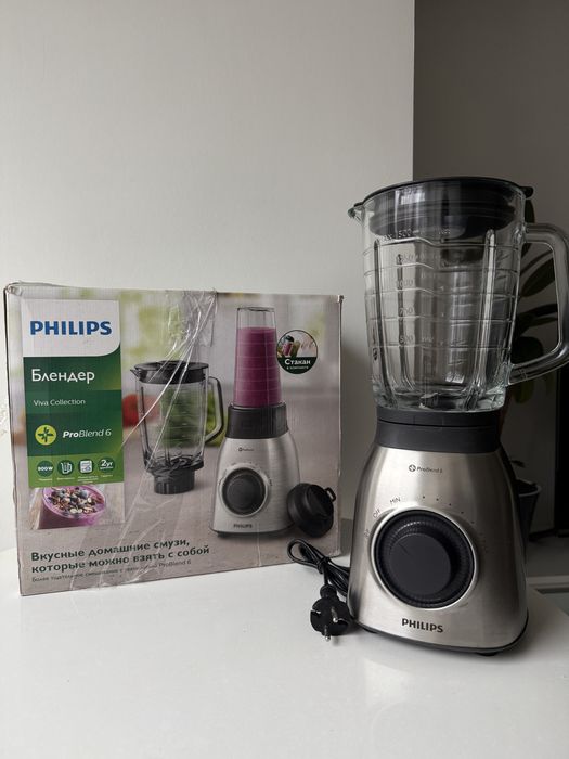 Блендер Philips HR3556 | 900W | Скляна чаша 1.5 л | Ідеальний стан