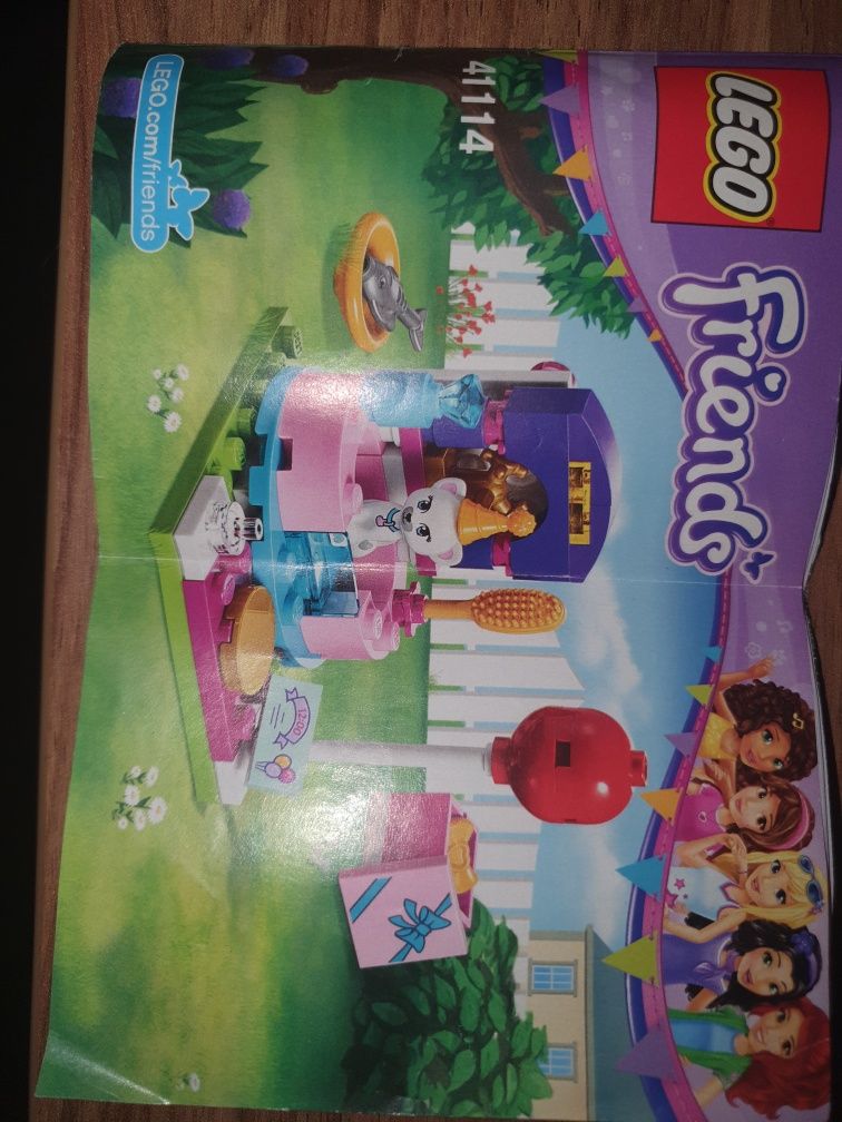 Zestaw LEGO Friends imprezowa stylizacja