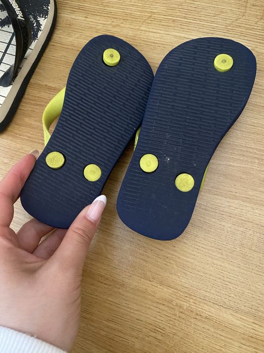 Chinelos havaianas 25-26