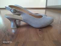 Buty srebne  nowe