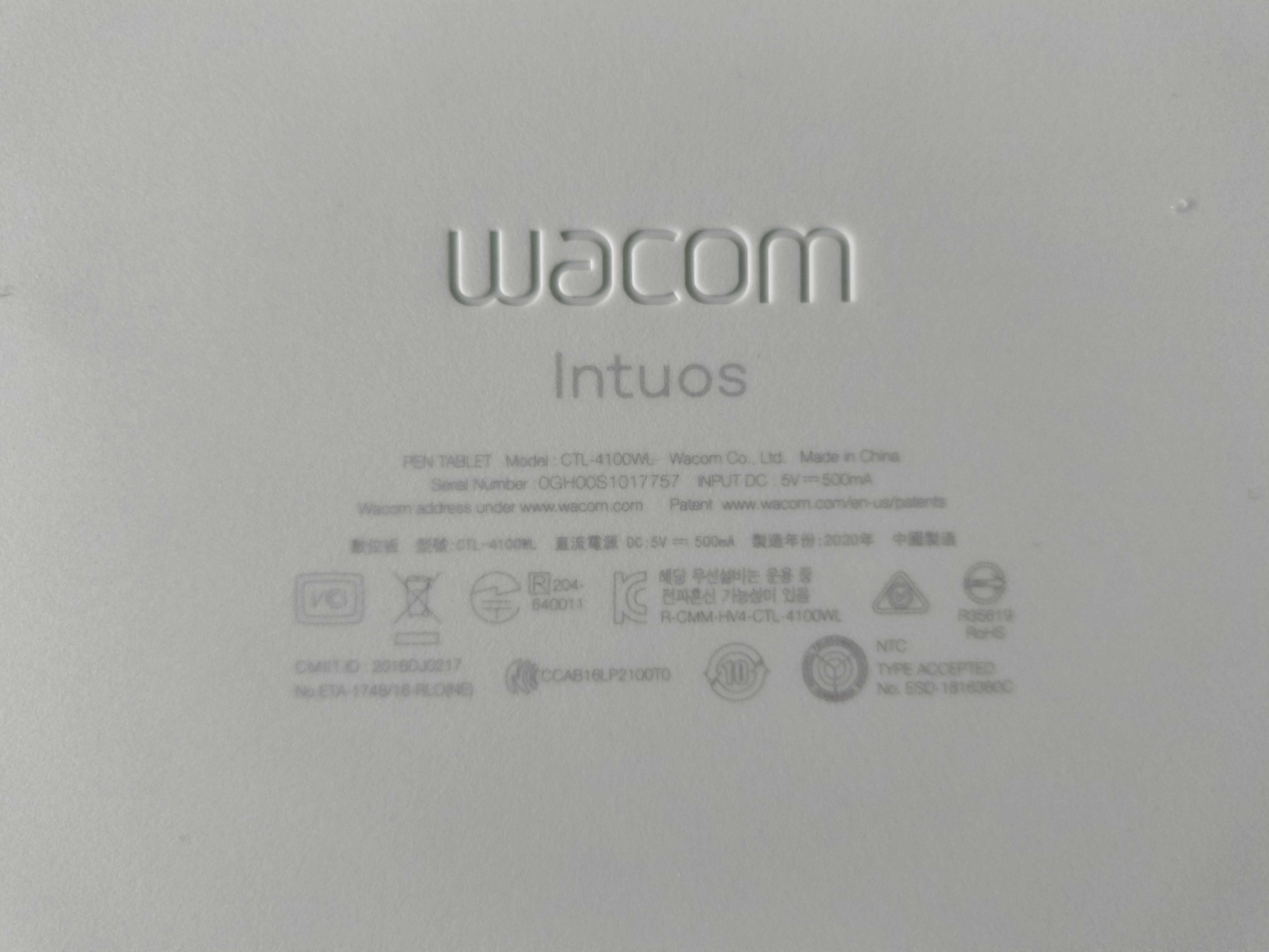Графічний планшет Wacom Intuos S CTL-4100WL ідеальний, супер комплект!