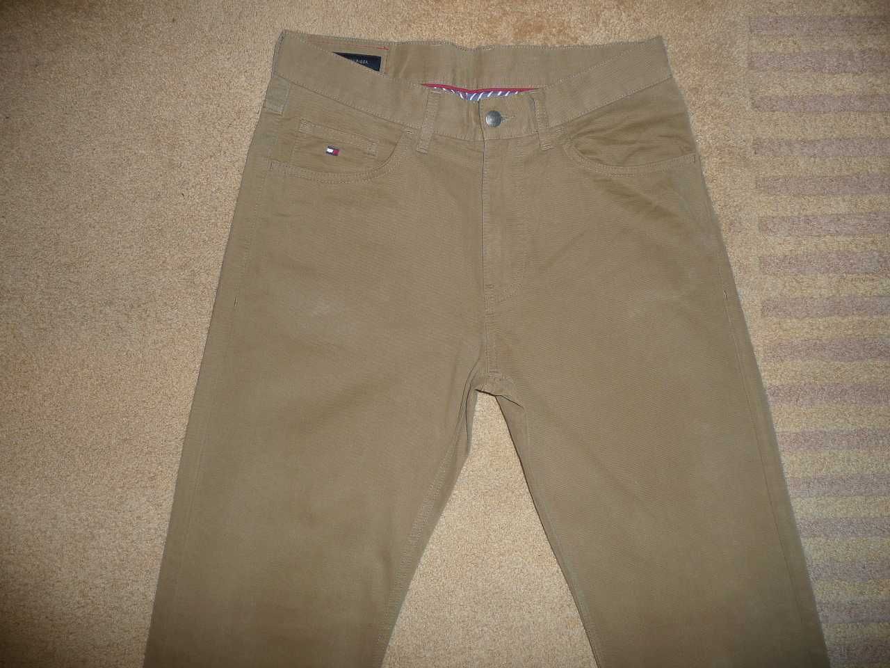 Spodnie TOMMY HILFIGER W32/L30=42,5/106cm chinosy