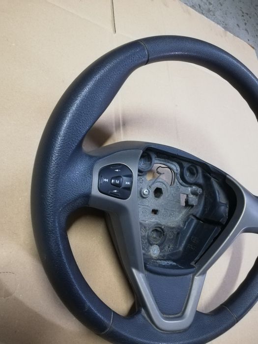 Kierownica Ford Fiesta Mk7 VII ładna niski przebieg