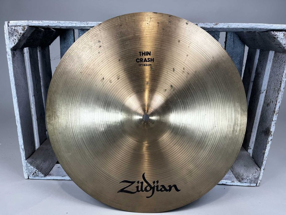 Zildjian Avedis Thin Crash 17” -  Talerz do perkusji 90s 1134g USA