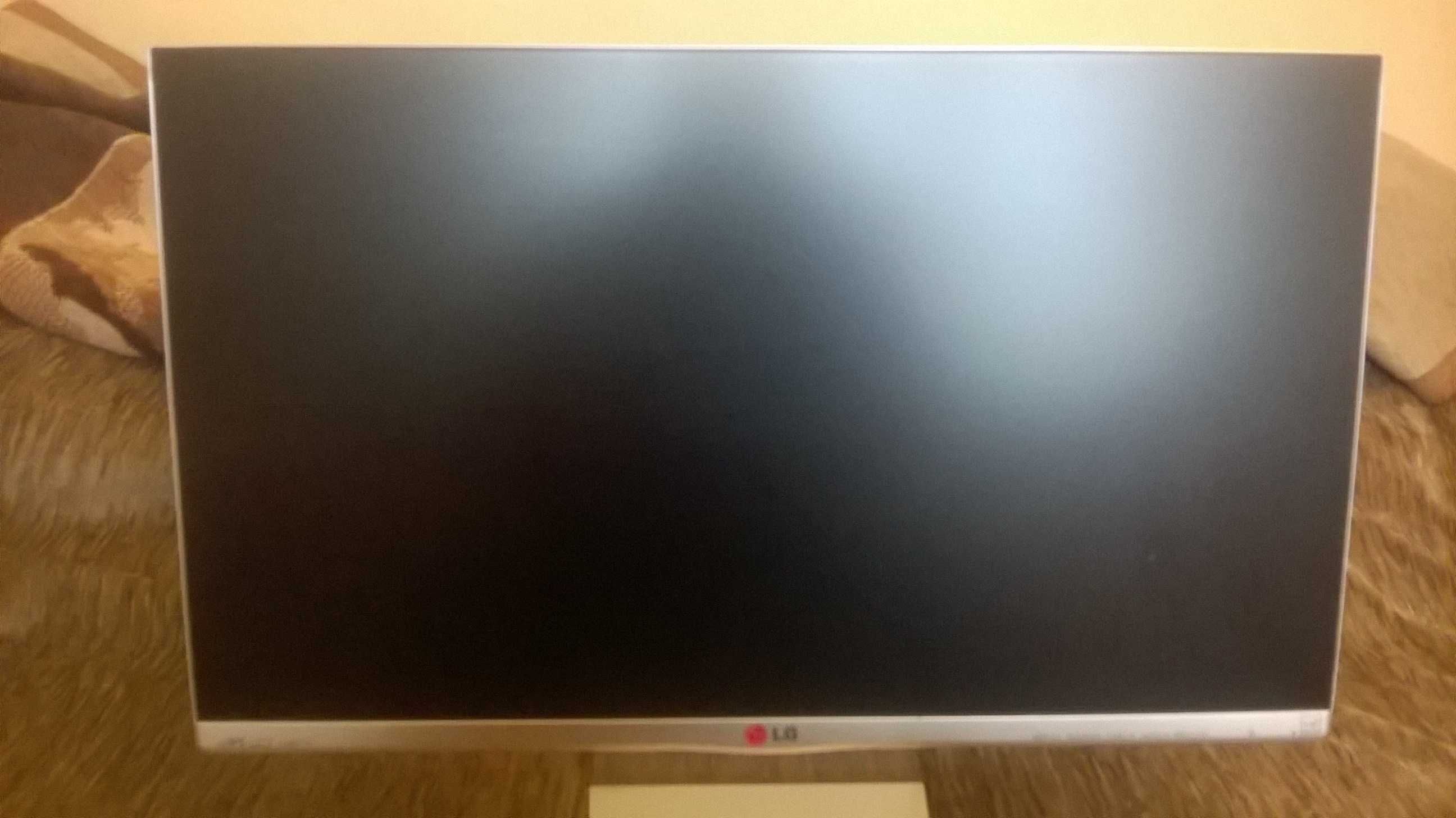 Monitor LG 24MP76HM-S