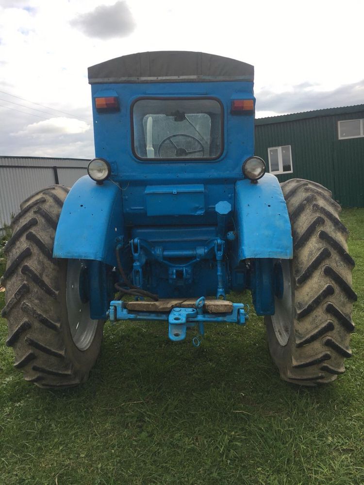 Трактор колісний Т-40АМ